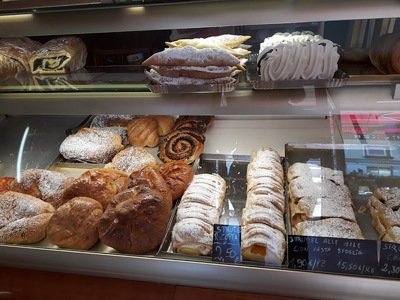 Pasticceria Stern Pacarizi & Hrusovska SNC foto