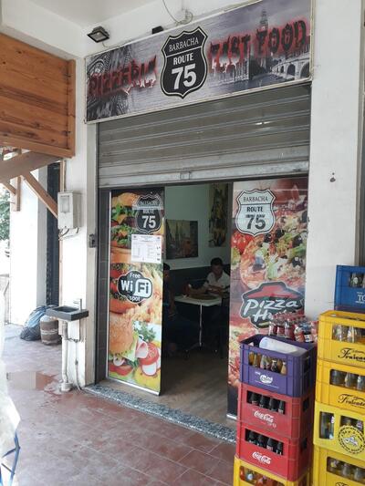Fast Food Pizzeria R75