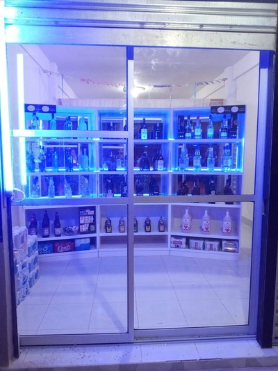 Licoreria "La Previa" drink house
