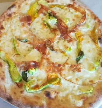Moris - Pizza e Panuozzo