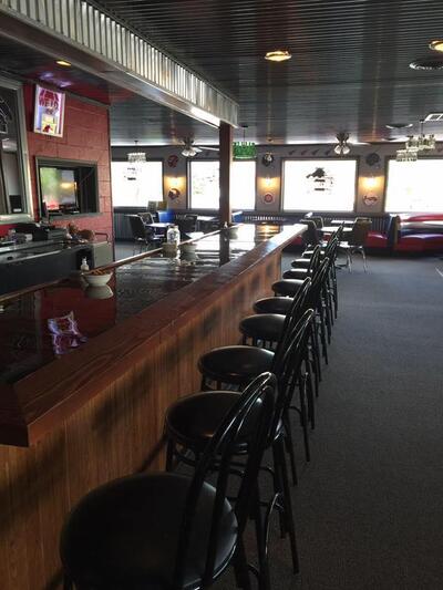 Comanche Bar & Grill