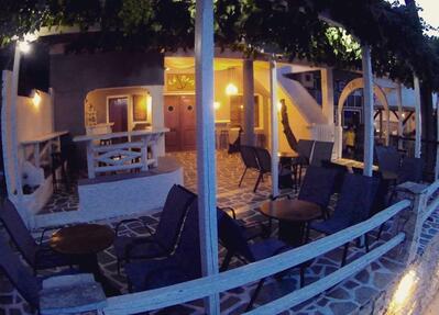 En Plo Taverna