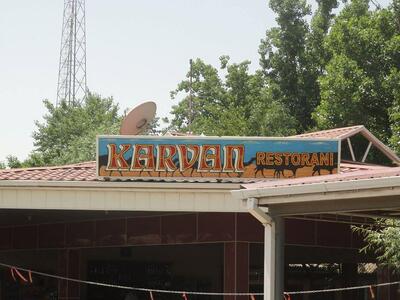 Karvan Ailəvi Restoranı