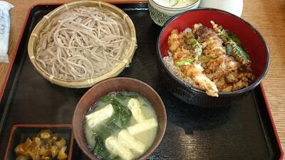 かやぶき亭日本そば店