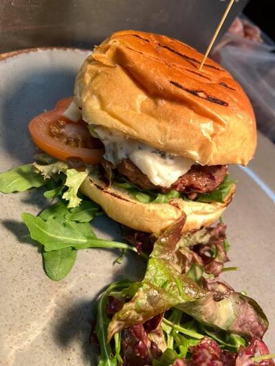 The Babbling Brook Award Winning 16th Century Country Pub & Restaurant Bridgwater