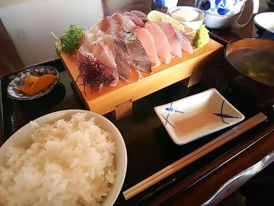 地魚料理 さんぺい