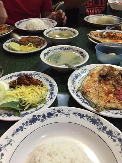Sea Food Sabar Menanti