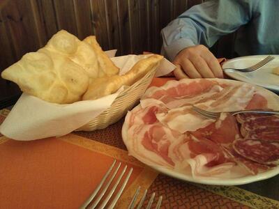 Osteria Via Emilia