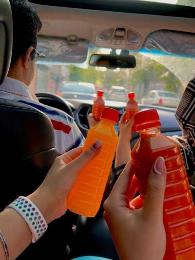 Baharnarenj Juice Bar