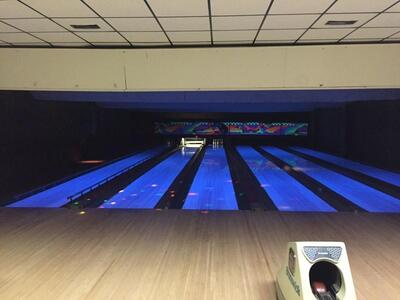 Corner Pin Lanes