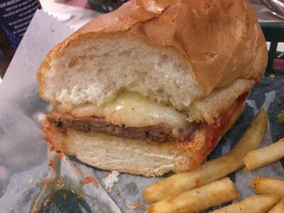 Muskies Gourmet House