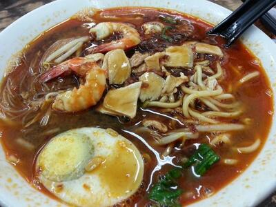 Auntie Lora Kopitiam