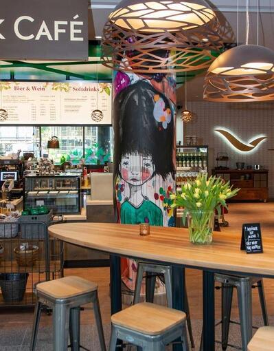 Mövenpick Café Terminal C