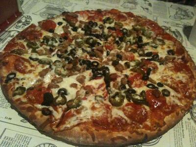 Salvadores Pizzeria