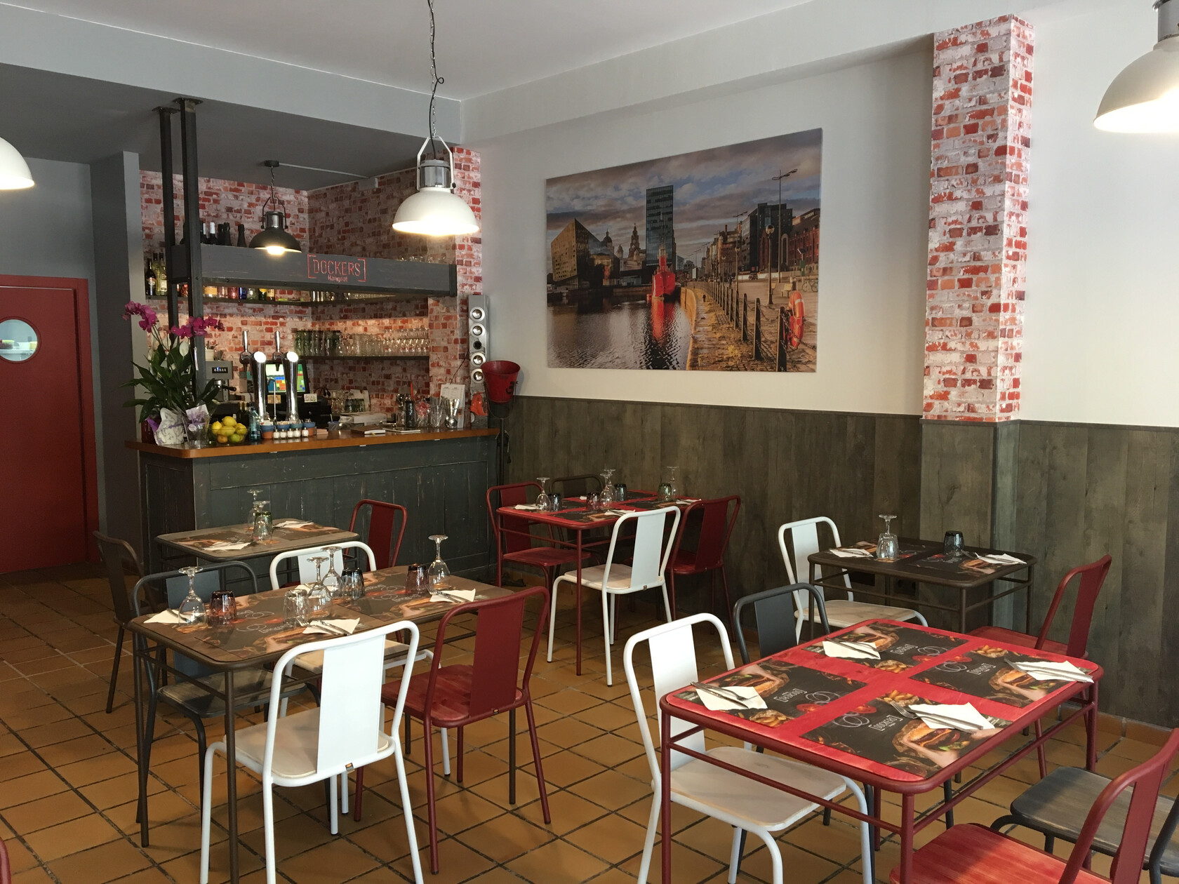 Dockers  Restaurant
