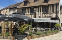 La Brasserie des Halles - Cave et cuisine à Nolay