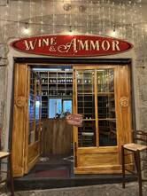 Wine&ammor