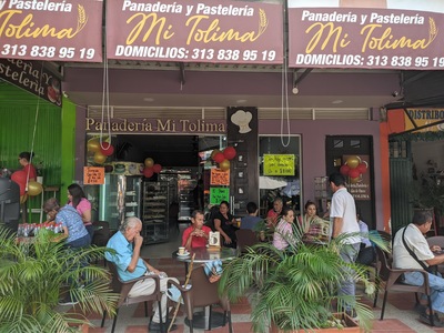Panadería y Pastelería DANNY-PAN (Centro)