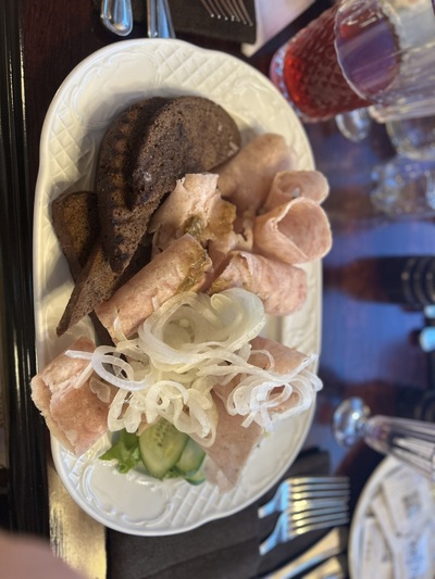 photo de Restaurant Khmel