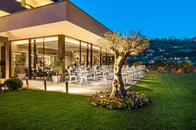 FAYN garden retreat hotel