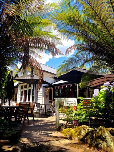 King Henry’s Restaurant