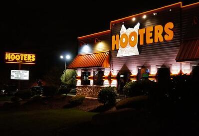 Фотография Hooters