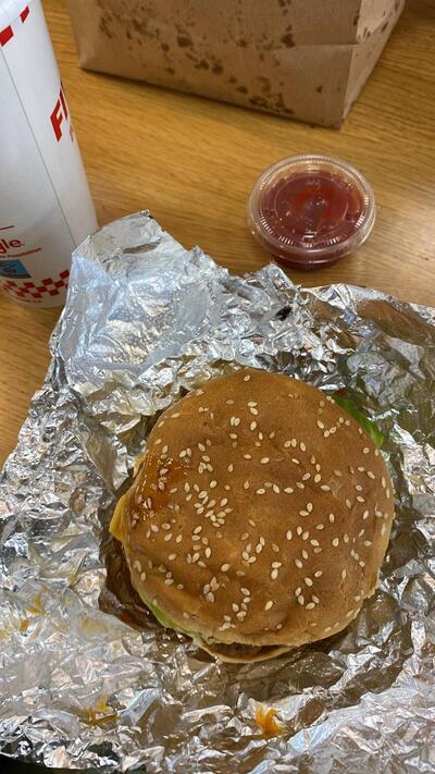 photo de Five Guys Strasbourg Cathédrale