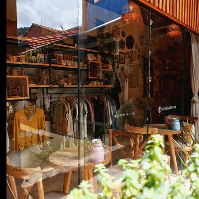 INDIE CAFÉ & CONCEPT STORE