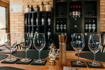 Woolshed Baa & Grill and Baa-rista