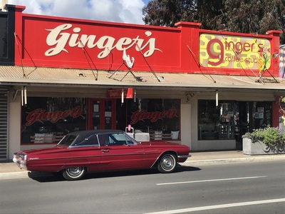 Gingers Vintage Lounge Bar