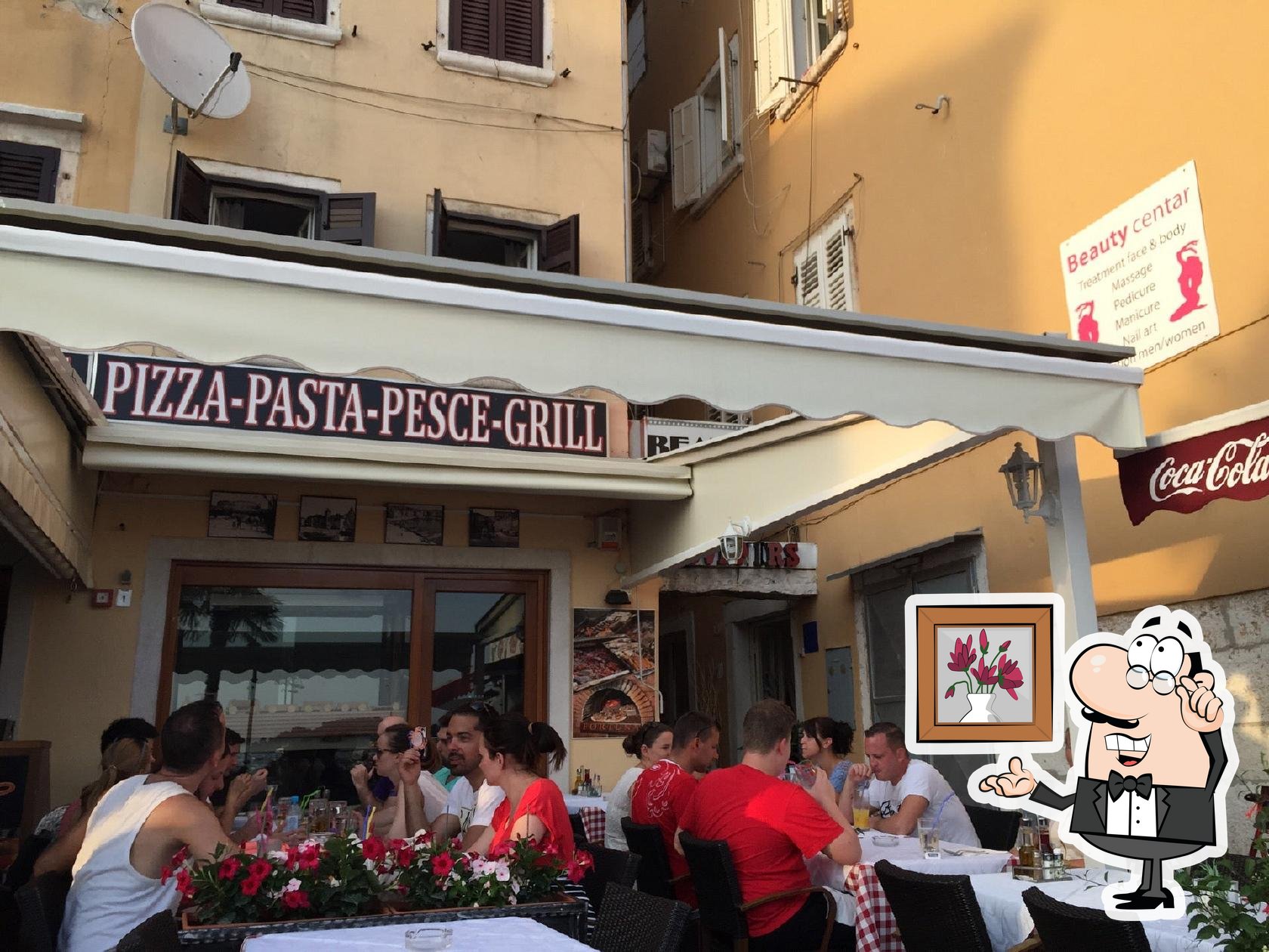 Фото с Foursquare