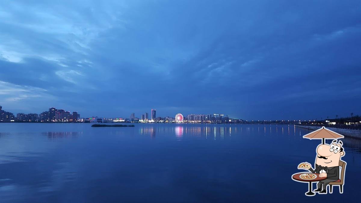 Фото с Google