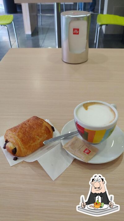 Cibo al Bar Caffetteria Roma