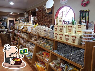 Comida em Restaurante Pepinão