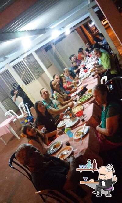 O interior do PIZZAÍ