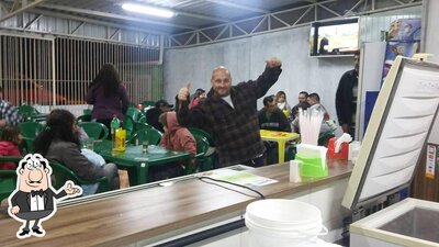 O interior do Shrek lanches