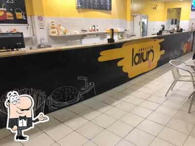 O interior do Sorvetes Laiun