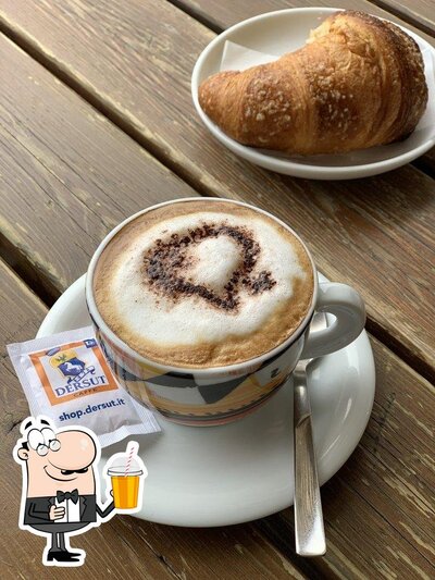 Assaggia le varie cose da bere disponibili dal pub & bar Gussetti