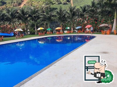 Veja imagens do exterior do Pesque e Pague do Silésio