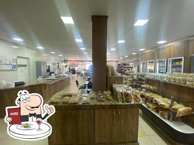 Platos en Panificadora e Confeitaria Italian