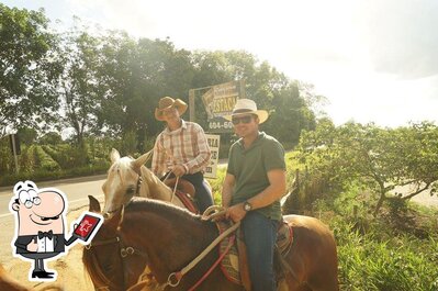 a área exterior é uma característica importante do Petiscaria Riacho Doce