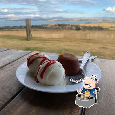 Platos en Panorama Capitólio