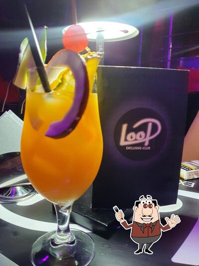 Plats à Le Caveau Lounge