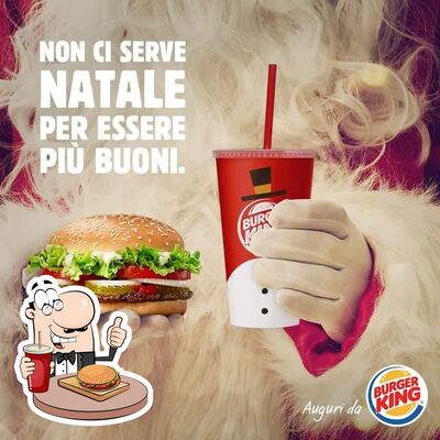 Ordina uno dei tipi di hamburger serviti al ristorante Burger king Piazza Meucci