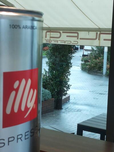 La rappresentazione grafica del marchio di Alfa Caffè