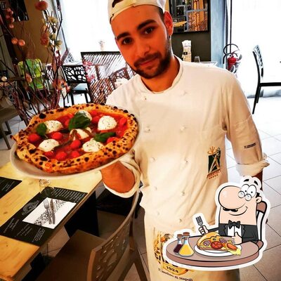 Prenditi tra le molte varianti di pizza