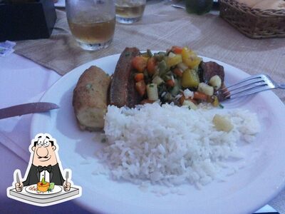 Comida em Cantina do Mamaia