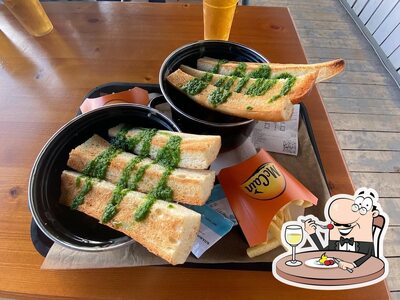 Еда в "Мидийное Место"