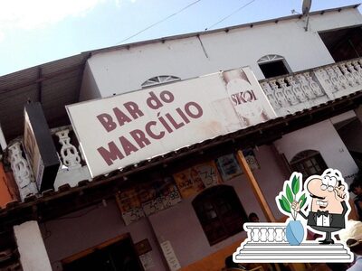 a parte exterior é uma característica importante do Bar Do Marcil