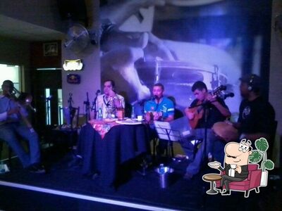 O interior do Confraria Gamboa